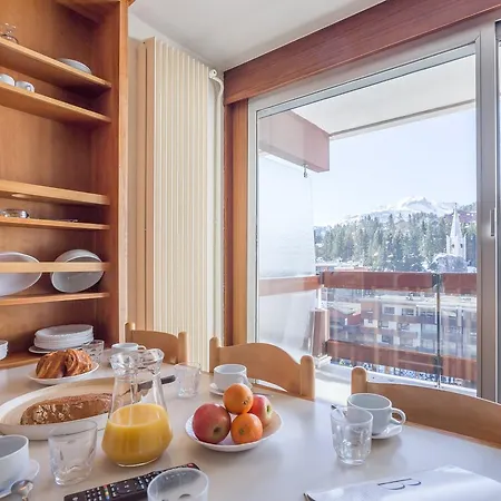Aparthotel Pierre & Les Ecrins 3*